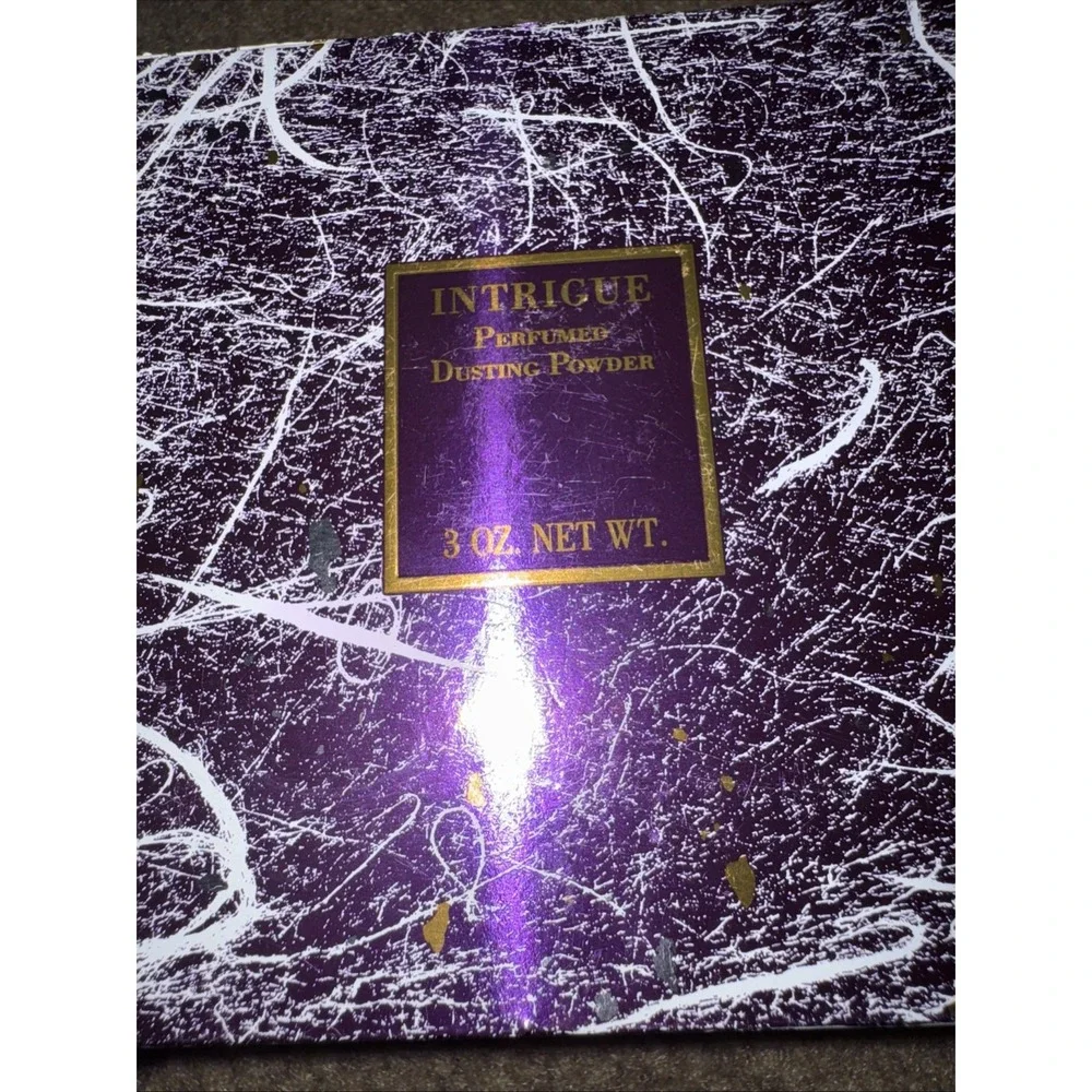 Mary Kay Intrigue Perfumed Dusting Powder 3 oz New Sealed